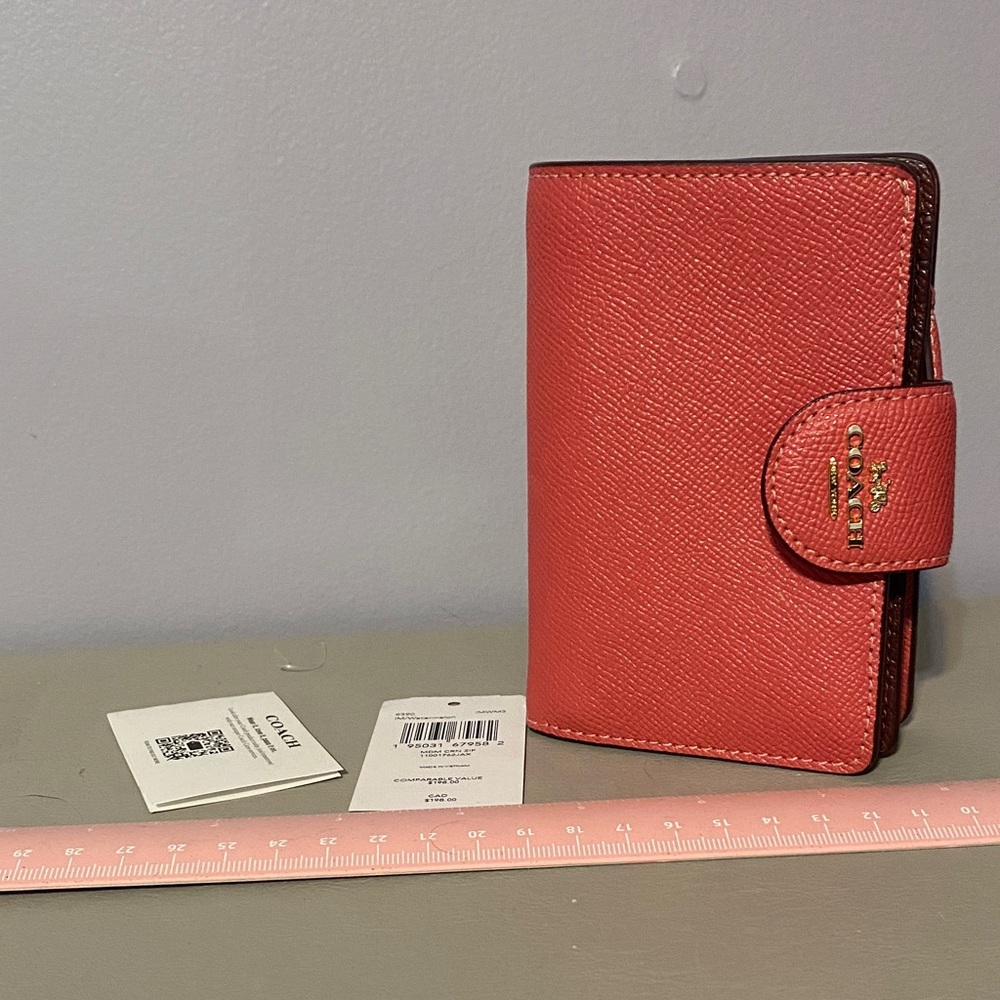 Coach Corner Zip Wallet